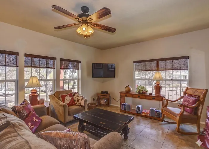 Union Street Townhouse 2bd15ba Near Whiskey Row Apartament *
